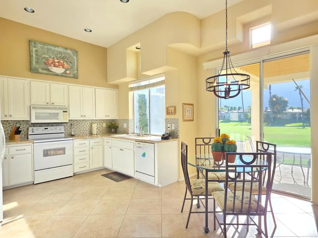 29649 E Trancas Drive, Cathedral City, California 92234 home-pic-5