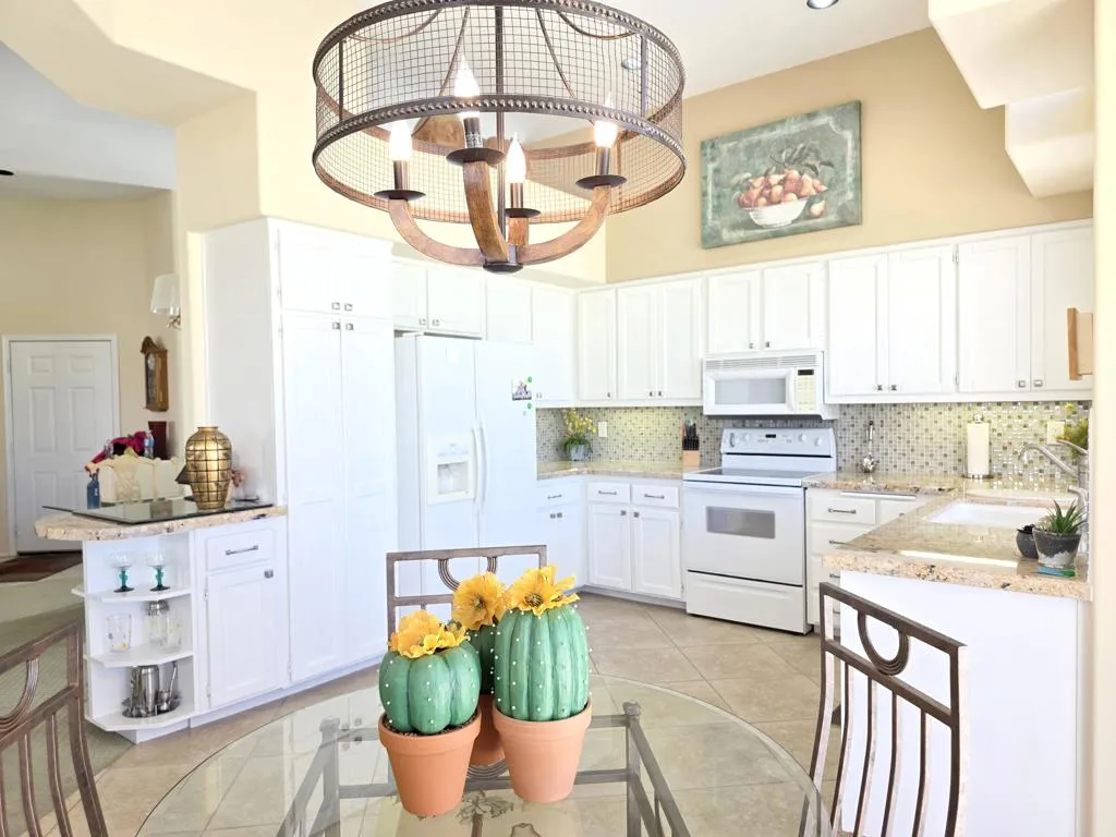 29649 E Trancas Drive, Cathedral City, California 92234 home-pic-6
