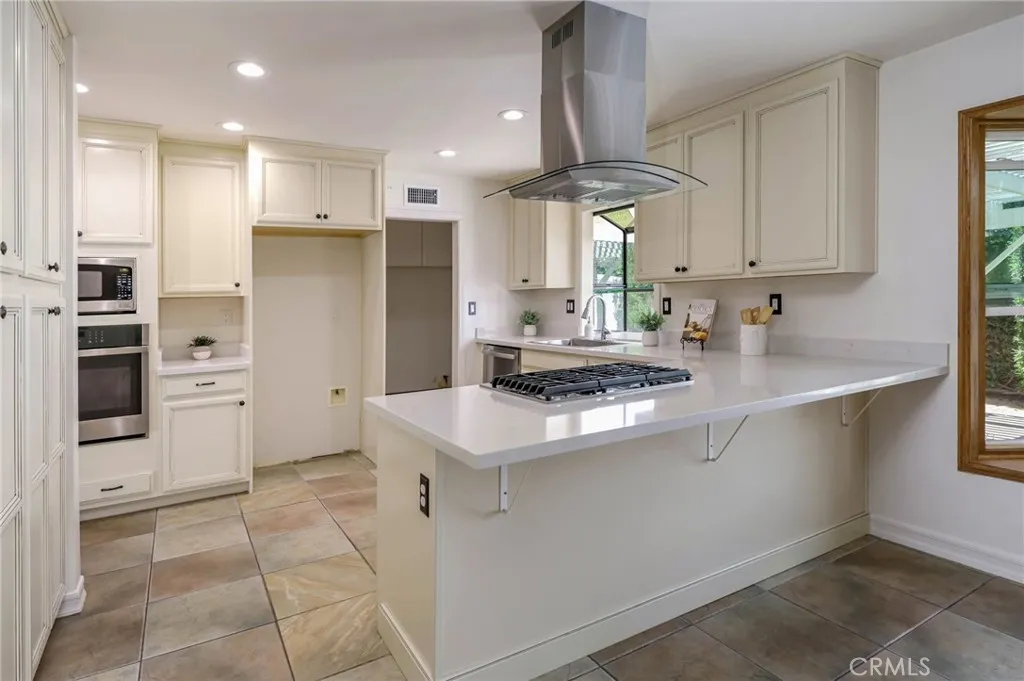 4781 4781 Kona Kove, Yorba Linda, California 92886 home-pic-11