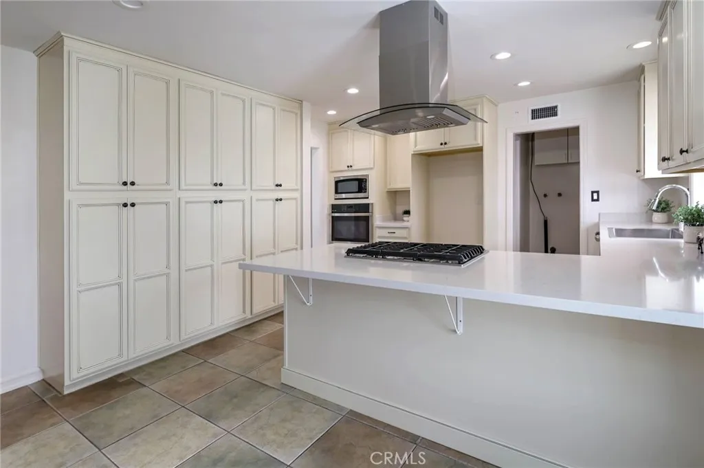 4781 4781 Kona Kove, Yorba Linda, California 92886 home-pic-10
