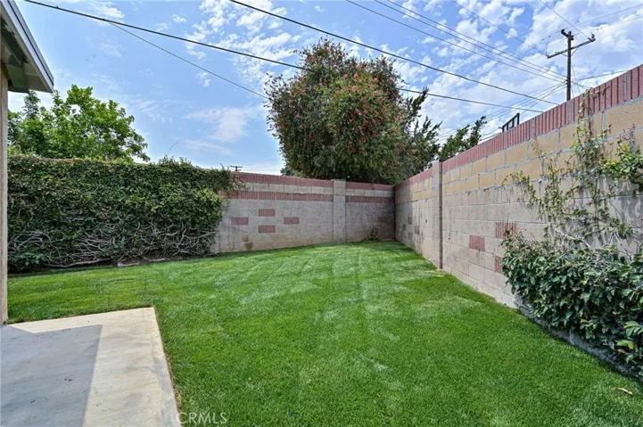 ADU - Private Fenced Yard