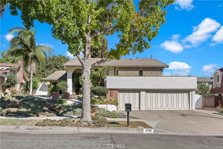 2116 Camino Centroloma, Fullerton, California 92833