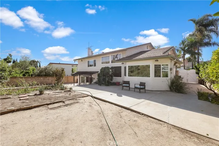 2116 Camino Centroloma, Fullerton, California 92833