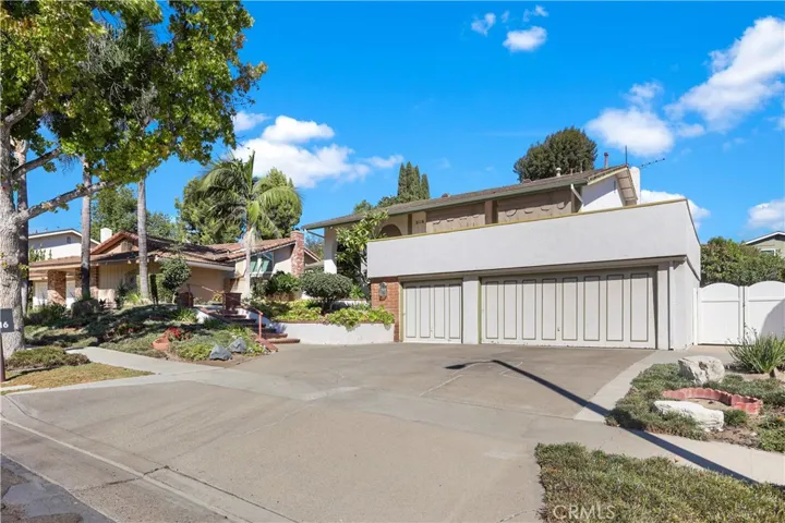 2116 Camino Centroloma, Fullerton, California 92833