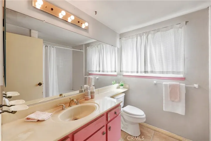 2116 Camino Centroloma, Fullerton, California 92833