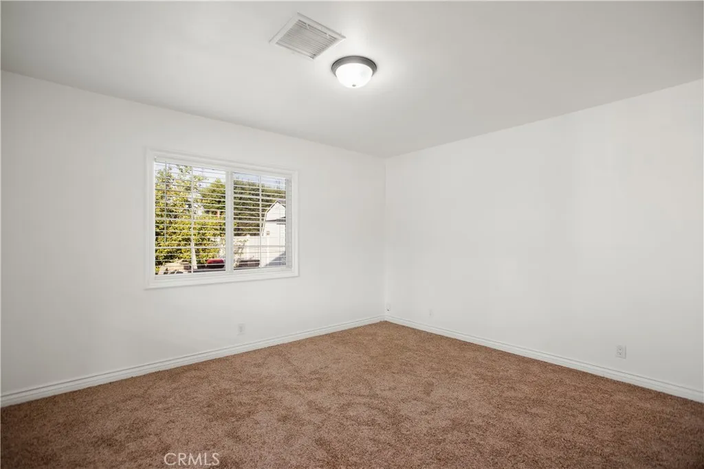 6019 Florence Avenue, South Gate, California 90280 home-pic-15