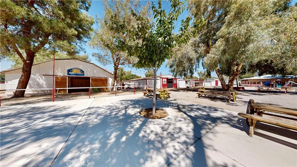 9983 Choiceana Avenue, Hesperia, California 92345 home-pic-28