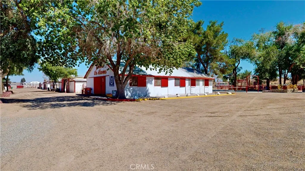 9983 Choiceana Avenue, Hesperia, California 92345 home-pic-7