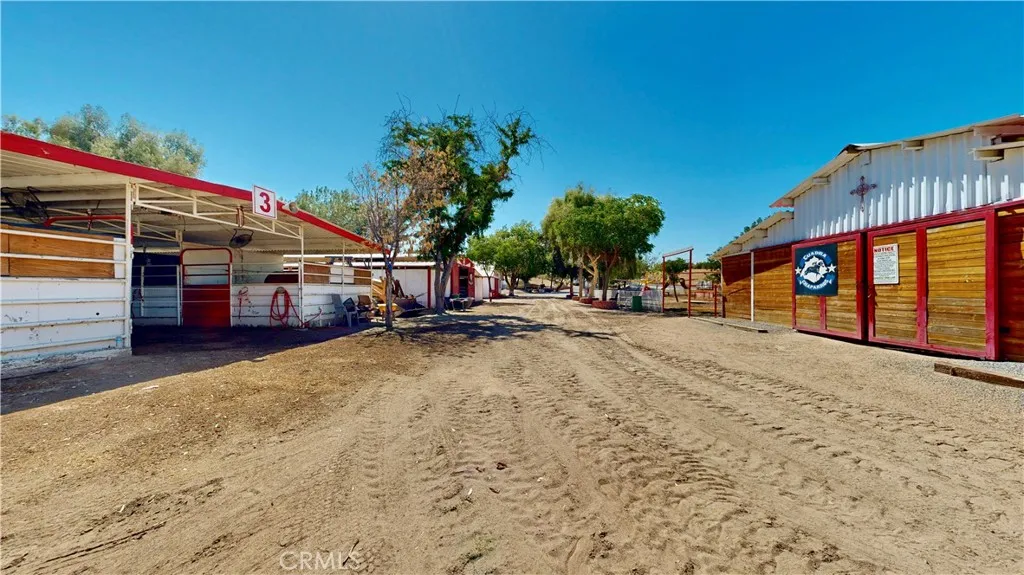 9983 Choiceana Avenue, Hesperia, California 92345 home-pic-9