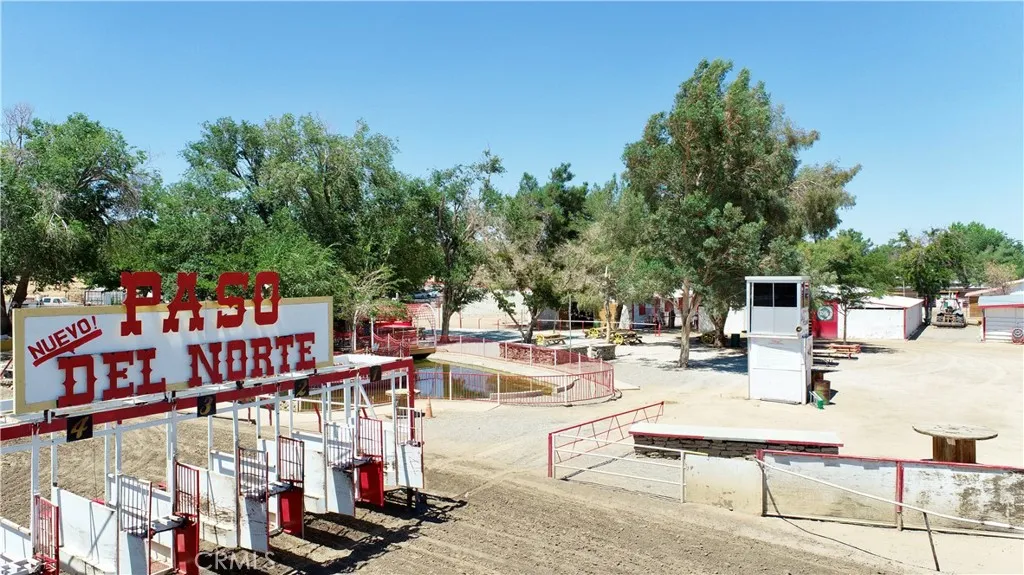 9983 Choiceana Avenue, Hesperia, California 92345 home-pic-37
