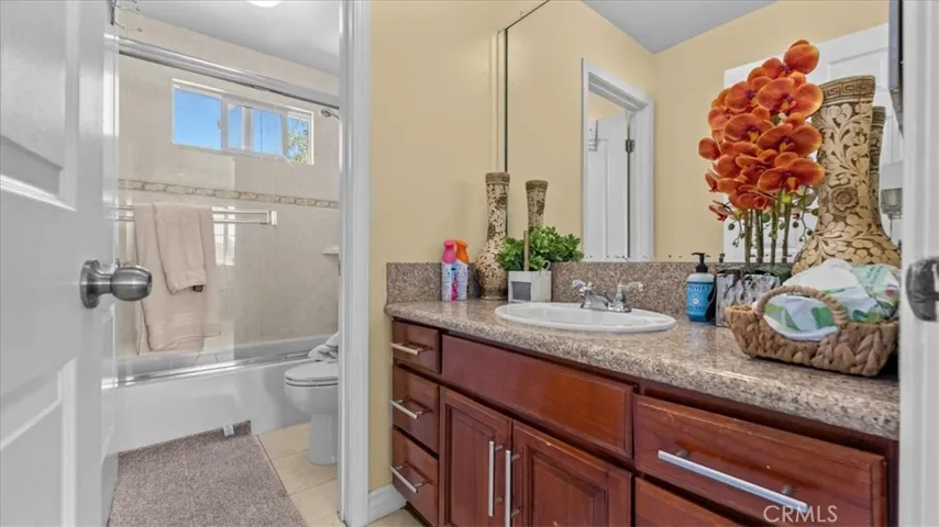 upper level bath