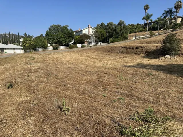 3009 Reed Rd., Escondido, California 92027
