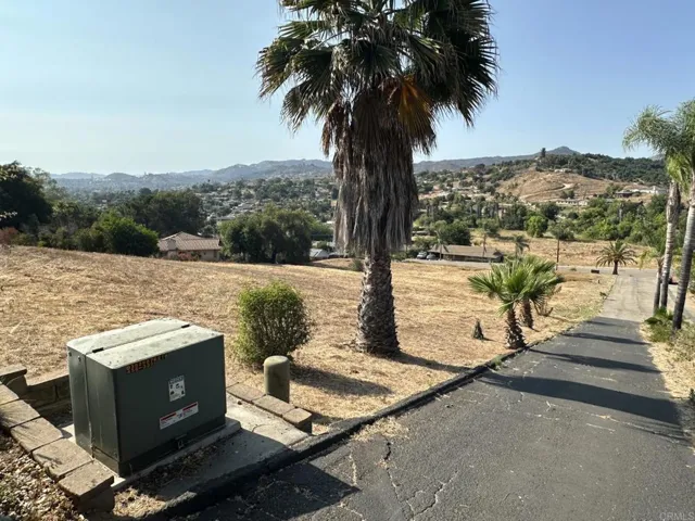 3009 Reed Rd., Escondido, California 92027