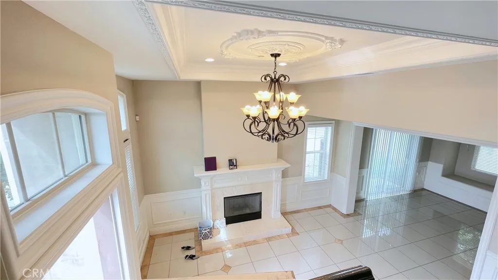 gallery-image 4