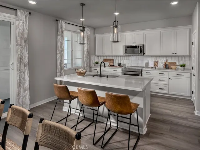 Photo is not of the actual home but is an inspirational photo of builder’s model home and may depict options, furnishings, and/or decorator features that are not included.