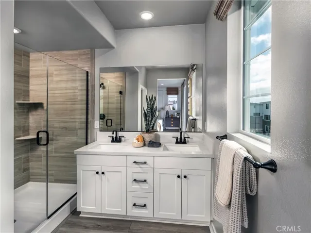 Photo is not of the actual home but is an inspirational photo of builder’s model home and may depict options, furnishings, and/or decorator features that are not included.