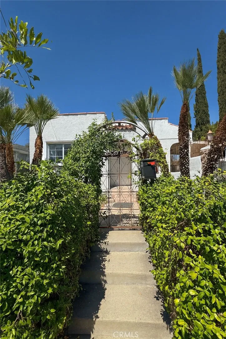 11753 Blythe Street, North Hollywood, California 91605 home-pic-0