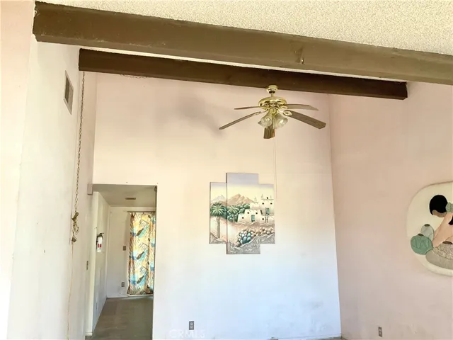 6042 Cahuilla Avenue, 29 Palms, California 92277
