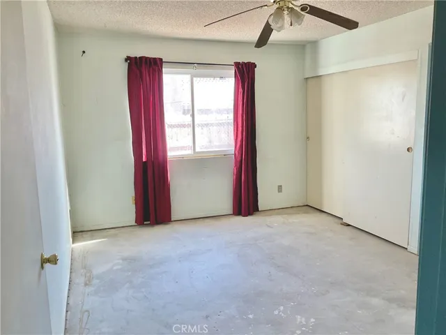 6042 Cahuilla Avenue, 29 Palms, California 92277