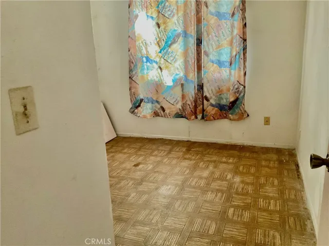 6042 Cahuilla Avenue, 29 Palms, California 92277