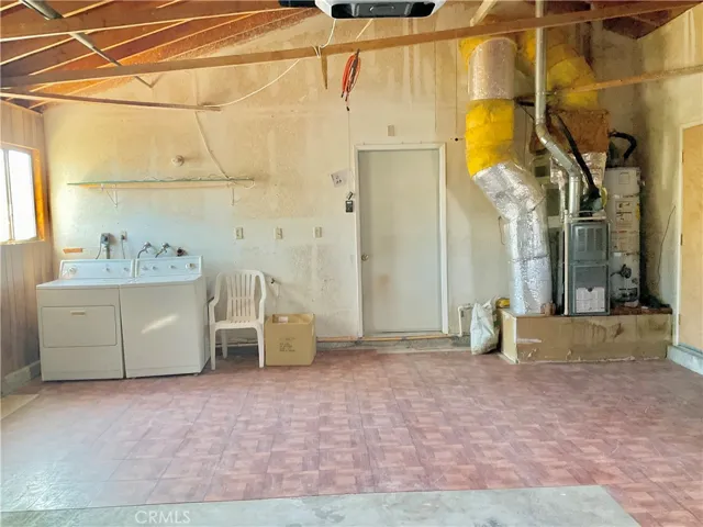 6042 Cahuilla Avenue, 29 Palms, California 92277