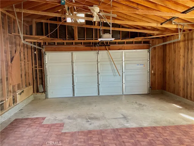 6042 Cahuilla Avenue, 29 Palms, California 92277