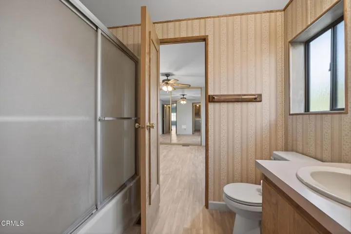 47-web-or-mls-UpmarketMedia_78P-008