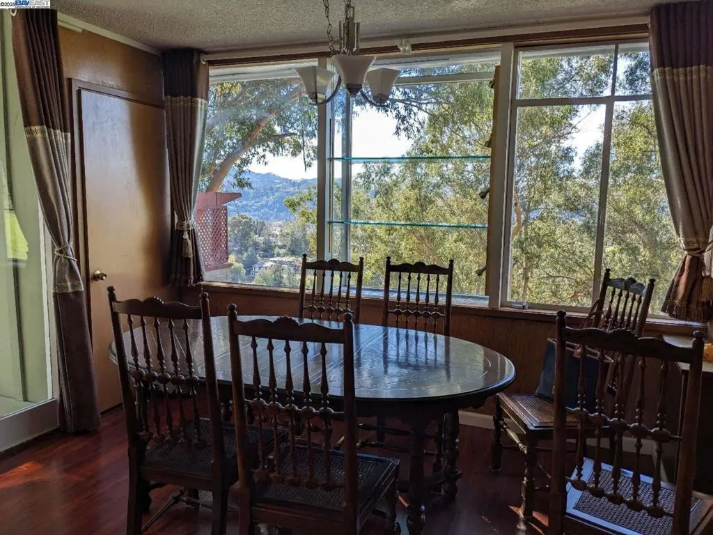 194 Hillcroft Way, Walnut Creek, California 94597 home-pic-25