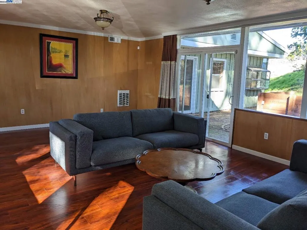 194 Hillcroft Way, Walnut Creek, California 94597 home-pic-26