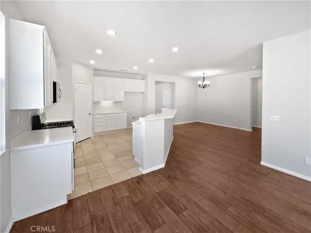 11737 Poppy Rd, Adelanto, California 92301