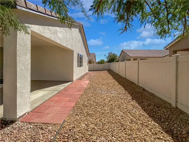 11737 Poppy Rd, Adelanto, California 92301