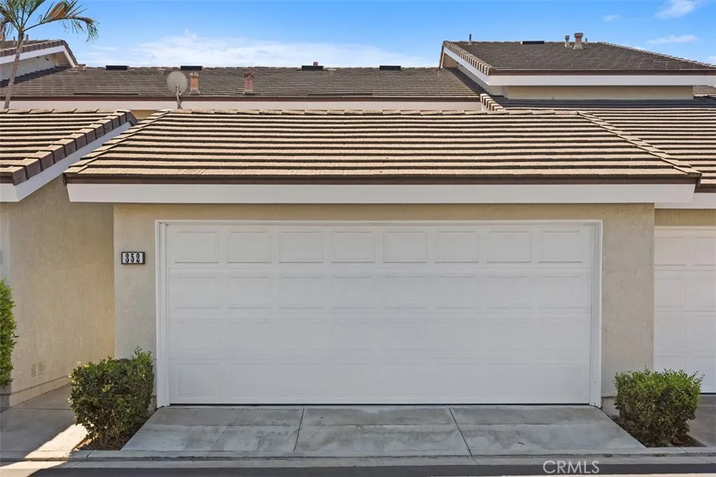 352 Fallingstar, Irvine, California 92614 home-pic-30