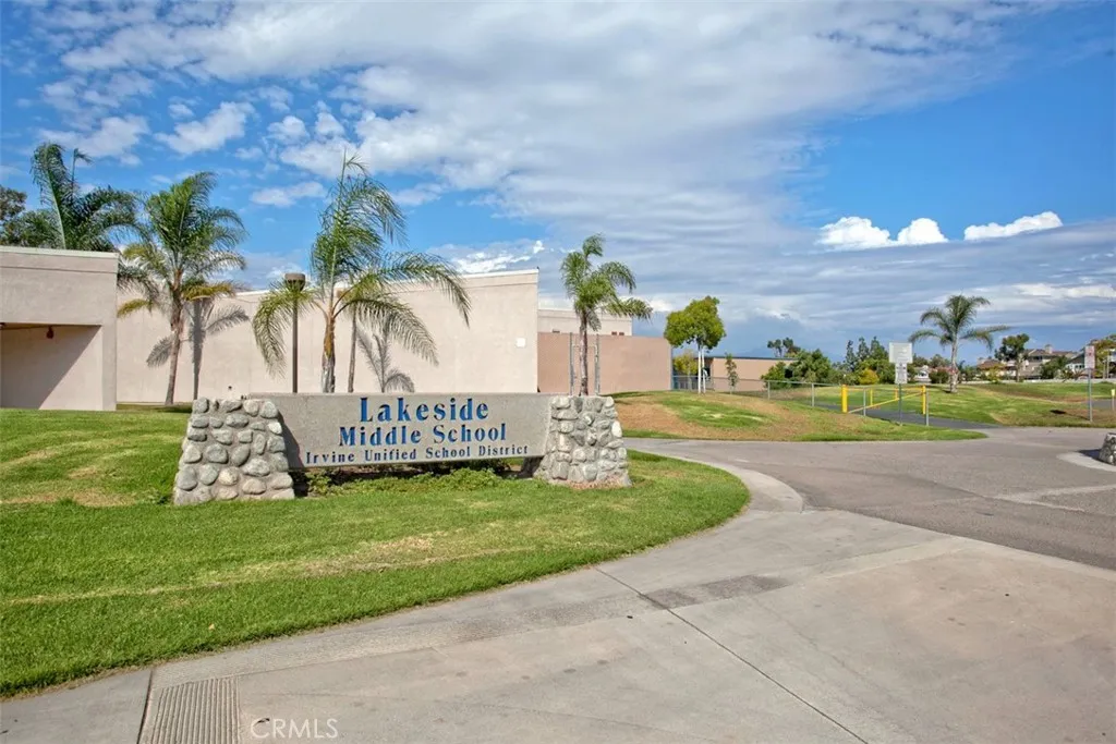 352 Fallingstar, Irvine, California 92614 home-pic-42