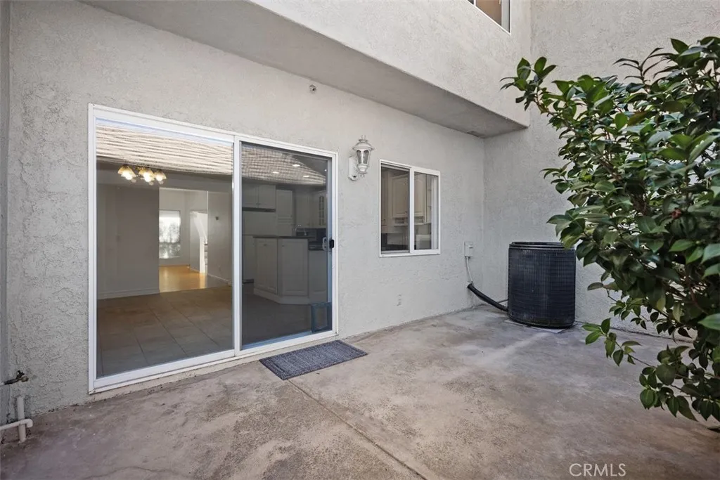 352 Fallingstar, Irvine, California 92614 home-pic-18