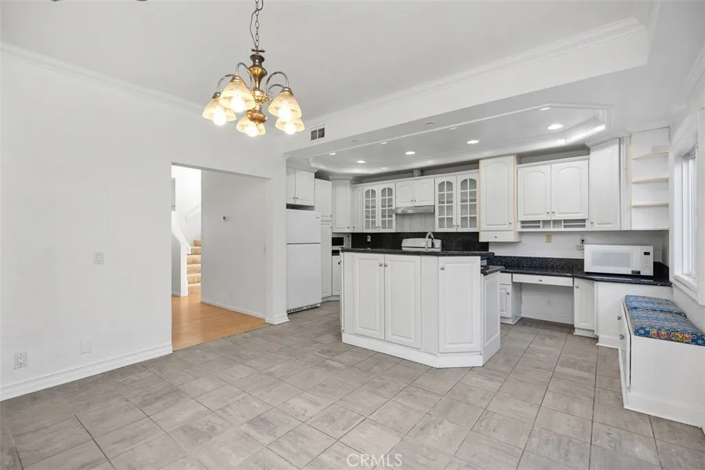 352 Fallingstar, Irvine, California 92614 home-pic-10
