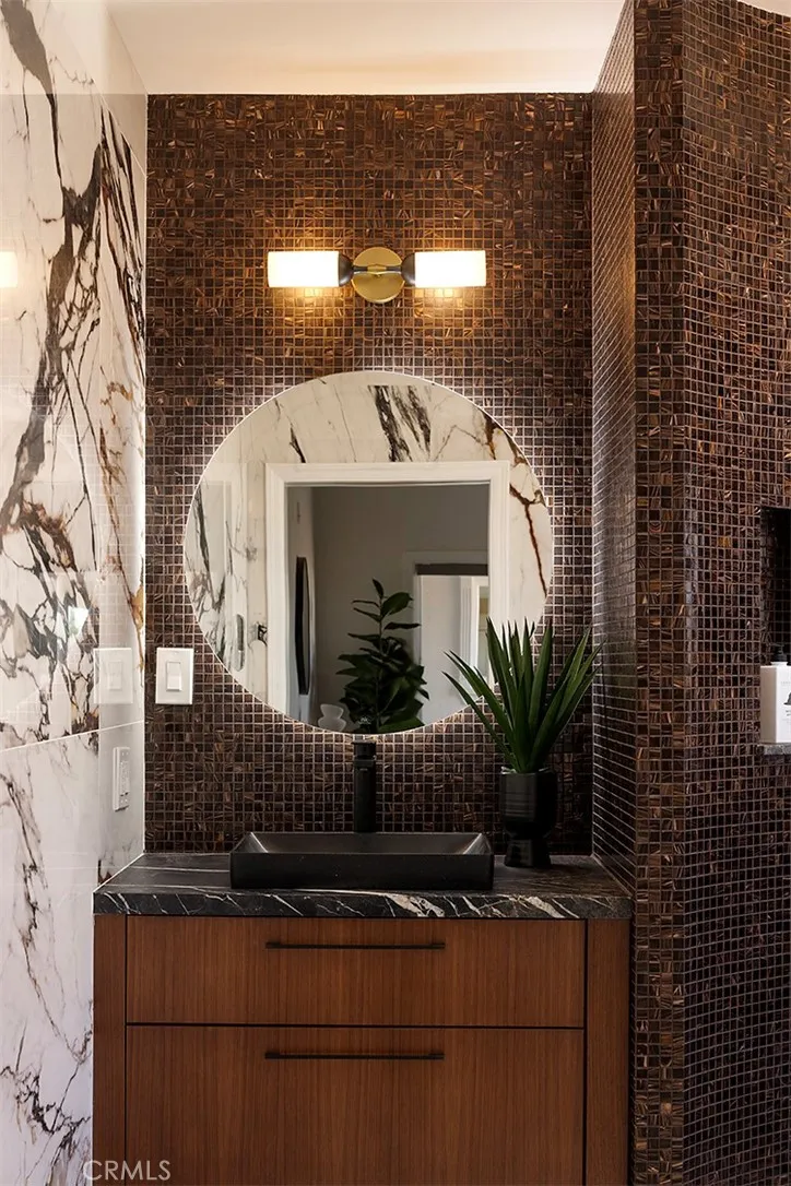 410 N Angelina Drive, Placentia, California 92870 home-pic-56