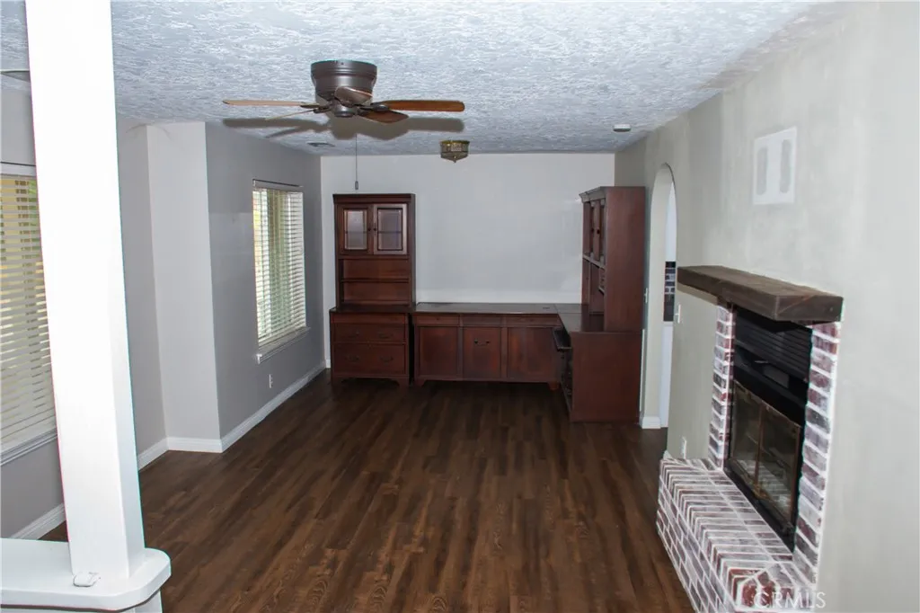 6591 Sundown Drive, Phelan, California 92371 home-pic-20