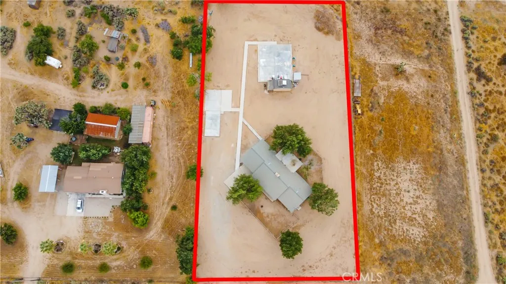 6591 Sundown Drive, Phelan, California 92371 home-pic-6