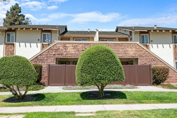 114 Hackamore Ln, Fremont, California 94539