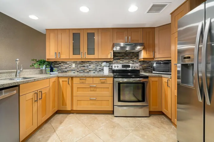32505 Candlewood Drive 64