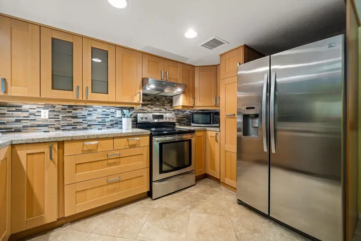 32505 Candlewood Drive 64