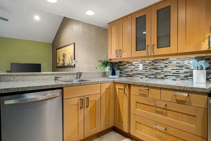 32505 Candlewood Drive 64