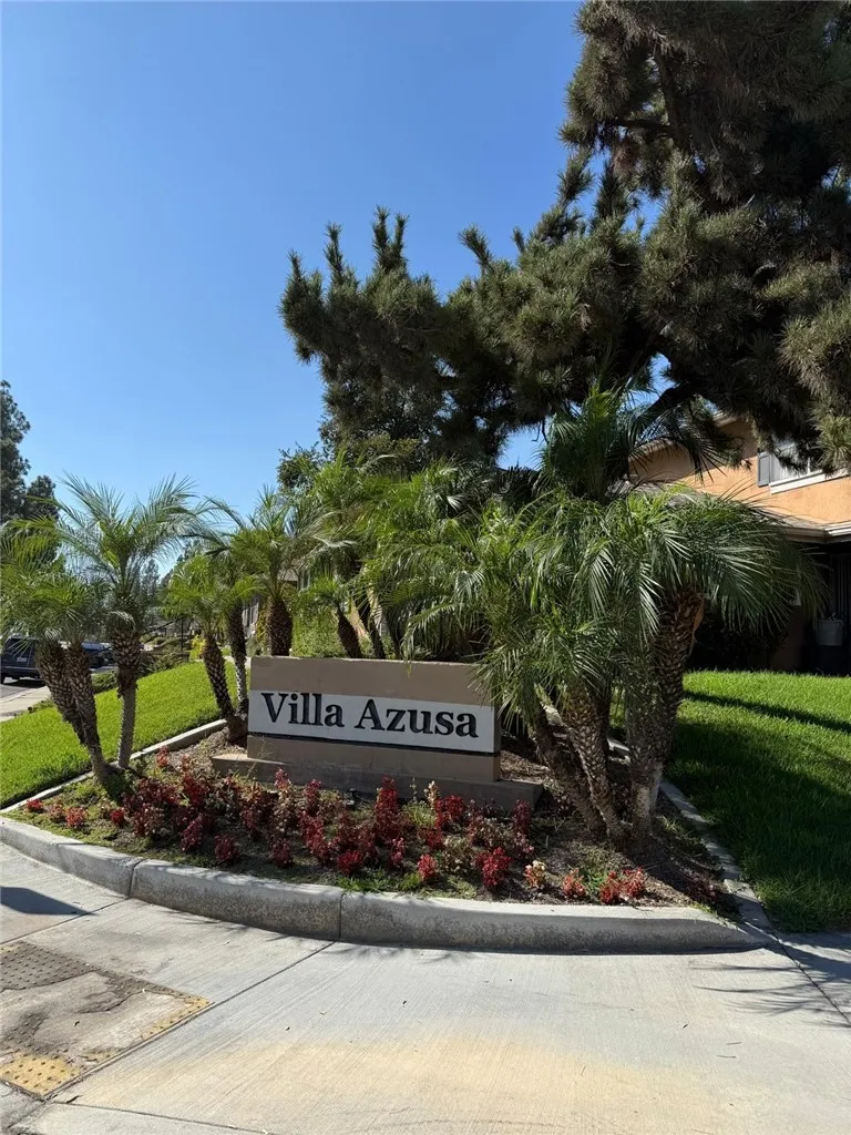 1005 W Sierra Madre Avenue 2, Azusa, California 91702 home-pic-1