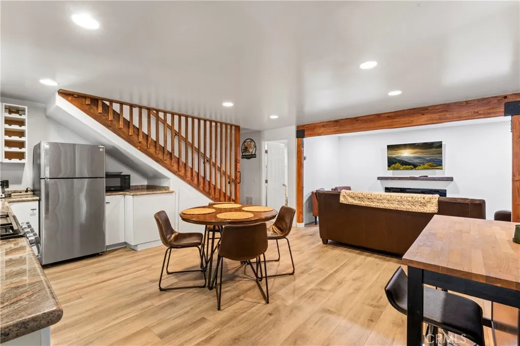 2544 Spring Drive, Running Springs, California 92382 home-pic-2