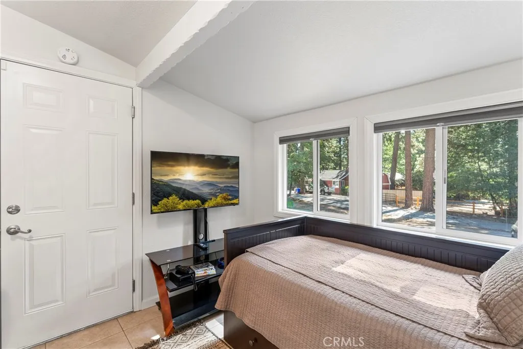 2544 Spring Drive, Running Springs, California 92382 home-pic-12