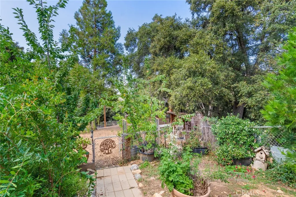 39065 Oak Glen Road, Oak Glen, California 92399 home-pic-2