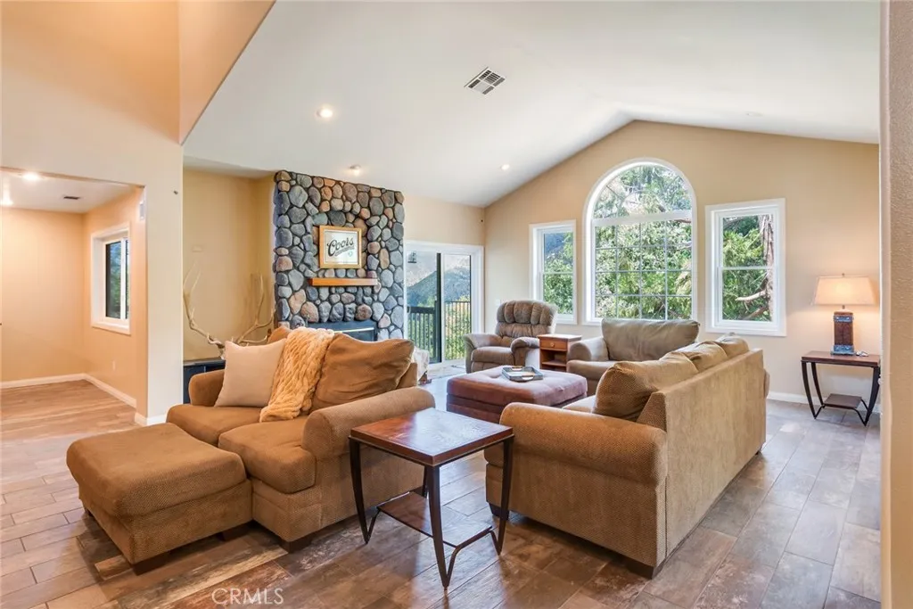 39065 Oak Glen Road, Oak Glen, California 92399 home-pic-45