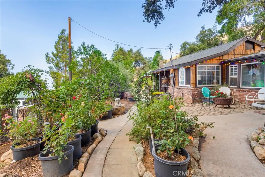 39065 Oak Glen Road, Oak Glen, California 92399 home-pic-7