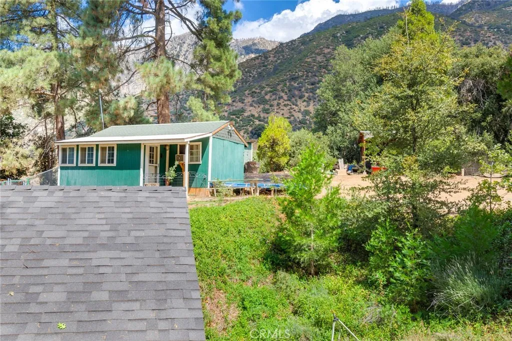 39065 Oak Glen Road, Oak Glen, California 92399 home-pic-6
