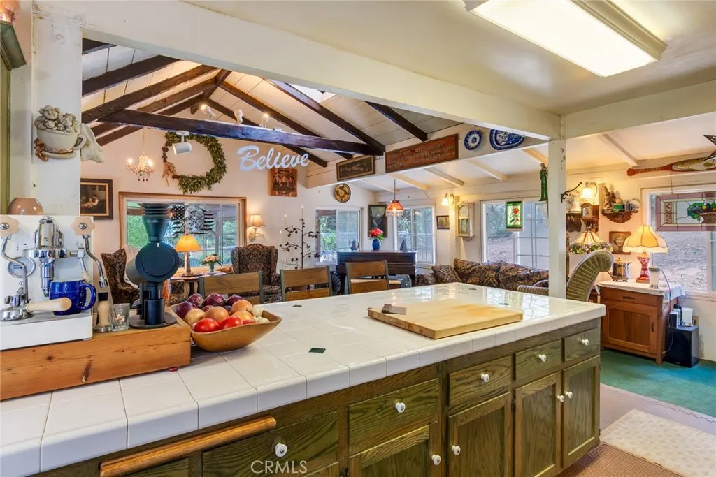 39065 Oak Glen Road, Oak Glen, California 92399 home-pic-13